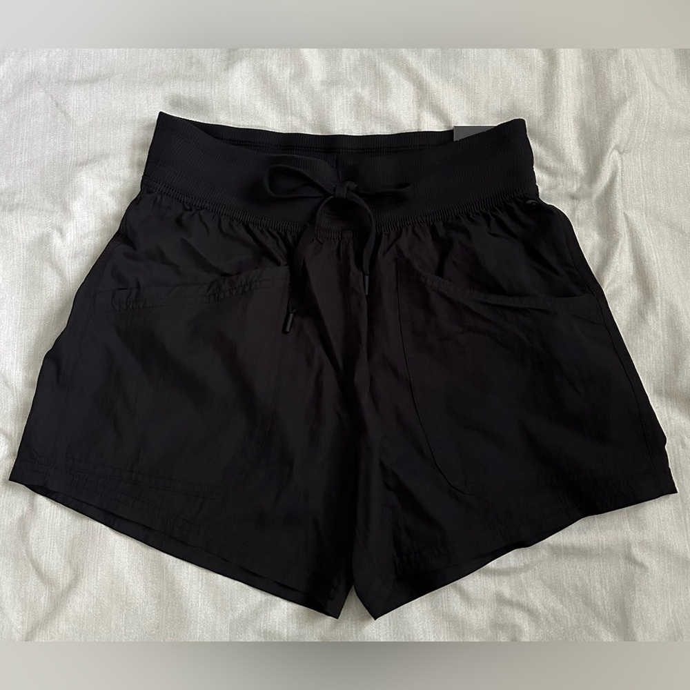 Calia Journey Collection Mid-Rise Short